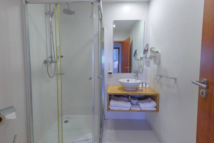 Banheiro Amazónia Estoril - Cascais Hotel